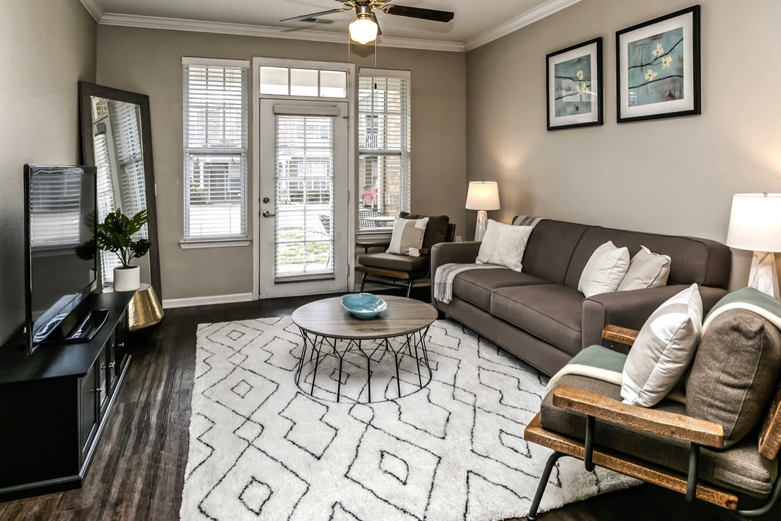 Apartments in West Omaha Legacy Commons Photos